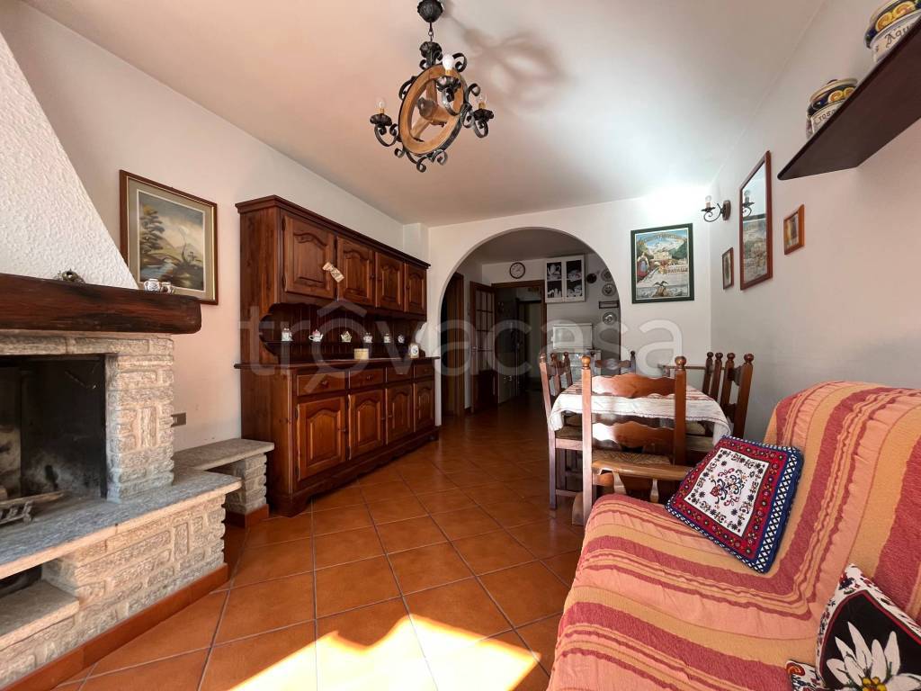 Appartamento in vendita a Bardonecchia via La Rho, 24