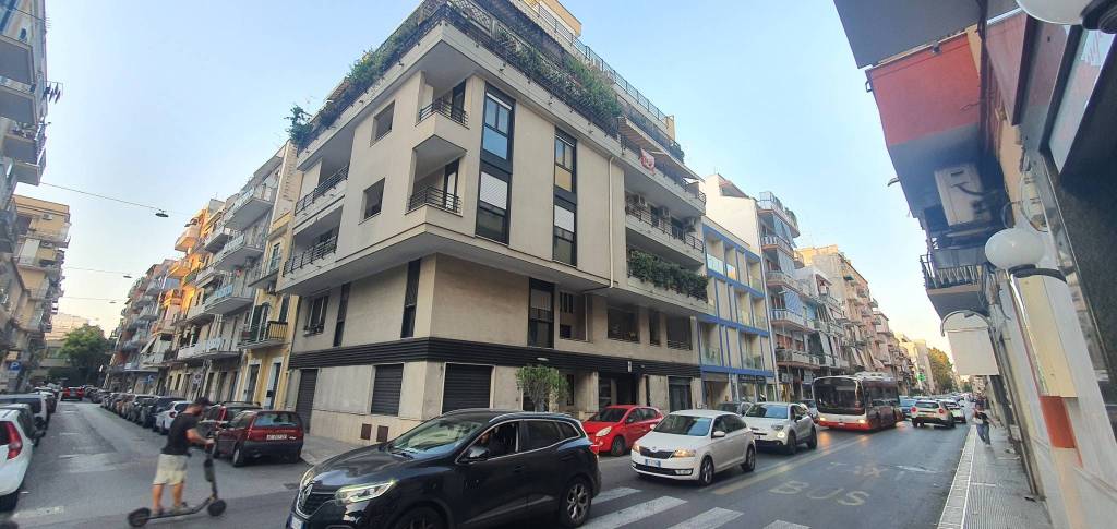 Appartamento in vendita a Bari via Francesco Crispi