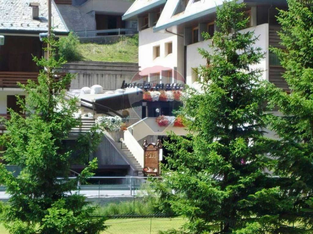 Hotel in vendita a Valfurva via Vedich 3