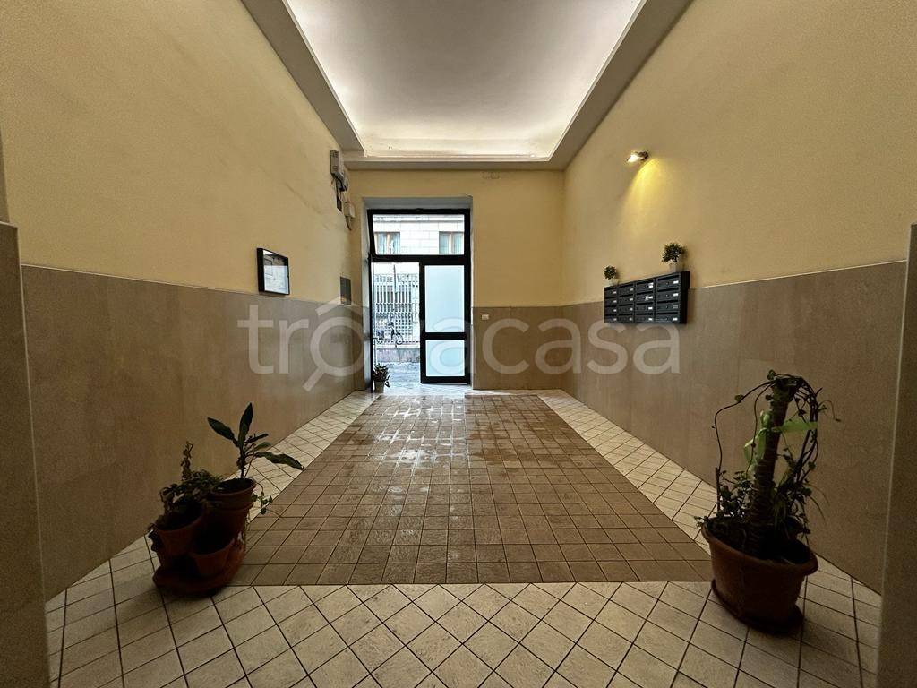 Appartamento in vendita a Napoli via Forno Vecchio, 11