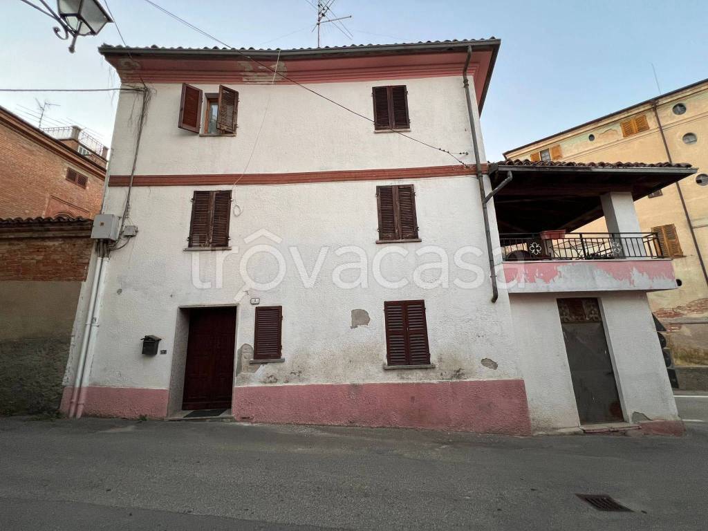 Casa Indipendente in vendita a Mombaruzzo via Michele Leonotti, 2