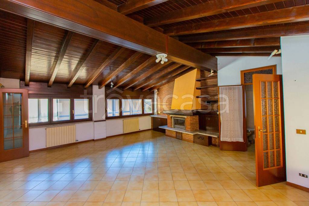 Casa Indipendente in vendita a Canegrate via Roma, 30
