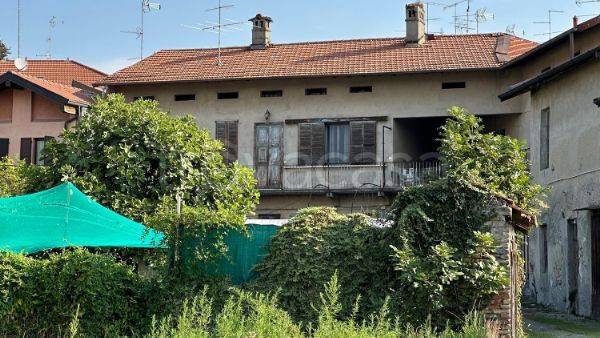 Villa in vendita a Colverde via Como