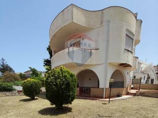 Villa in vendita ad augusta c.da baia del gambero, snc