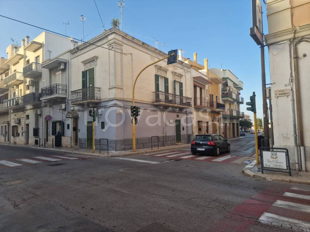 Appartamento in vendita a Polignano a Mare via Pompeo Sarnelli, 149