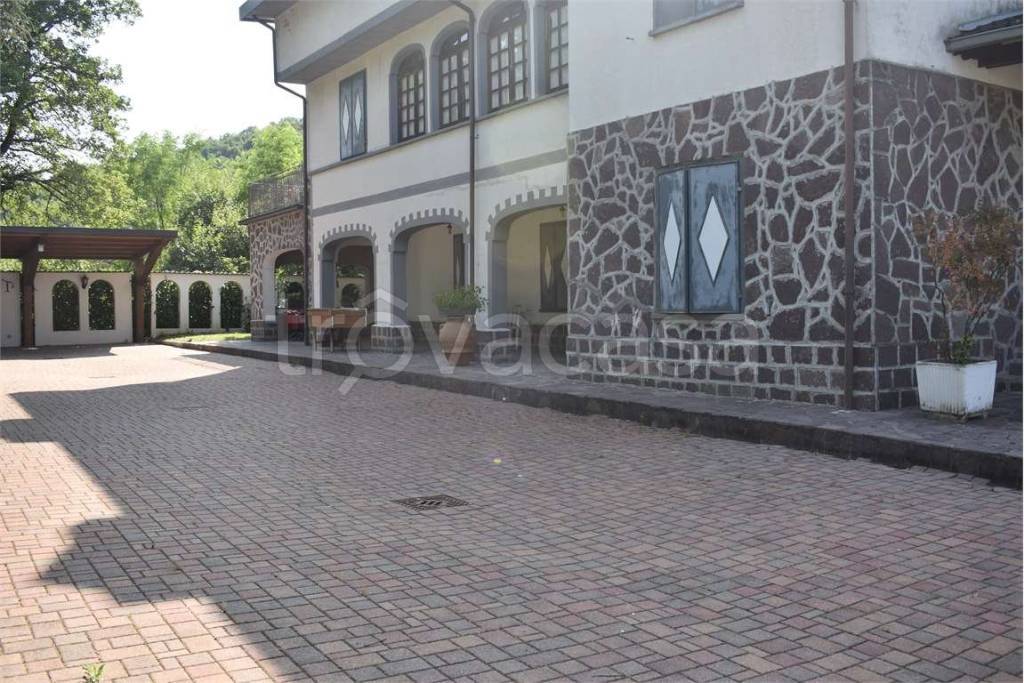 Villa in vendita a Neviano degli Arduini strada le Mole, snc