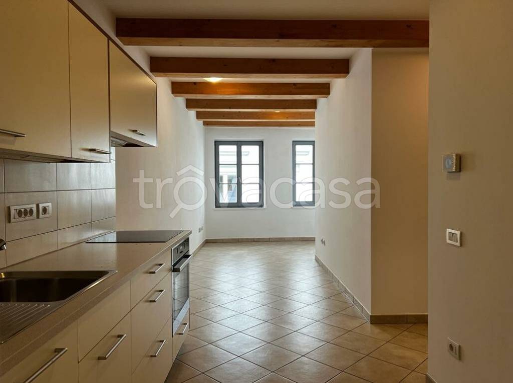 Appartamento in vendita a Bolzano via Vintola