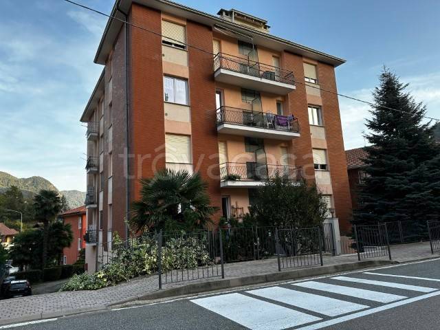 Appartamento in vendita a Varallo via d'Adda, 32