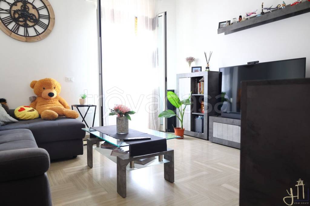 Appartamento in vendita a Polignano a Mare via Alcide De Gasperi, 33