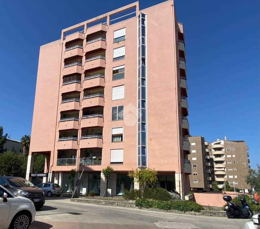 Appartamento in vendita a Cosenza viale Sergio Cosmai, 40