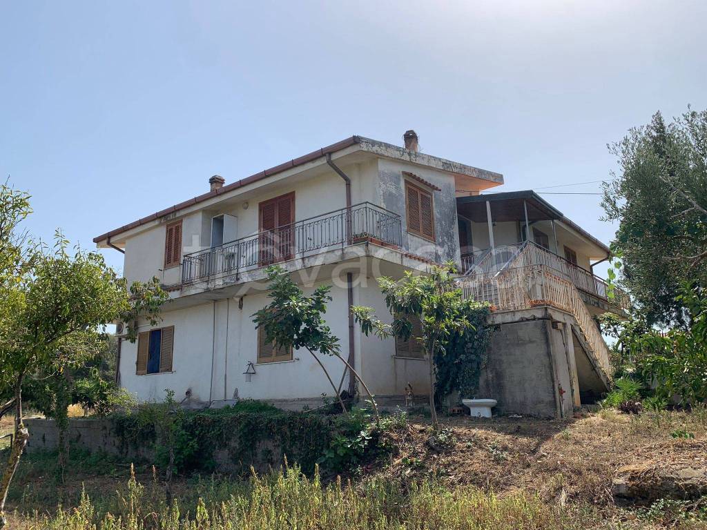 Villa in vendita a Zambrone