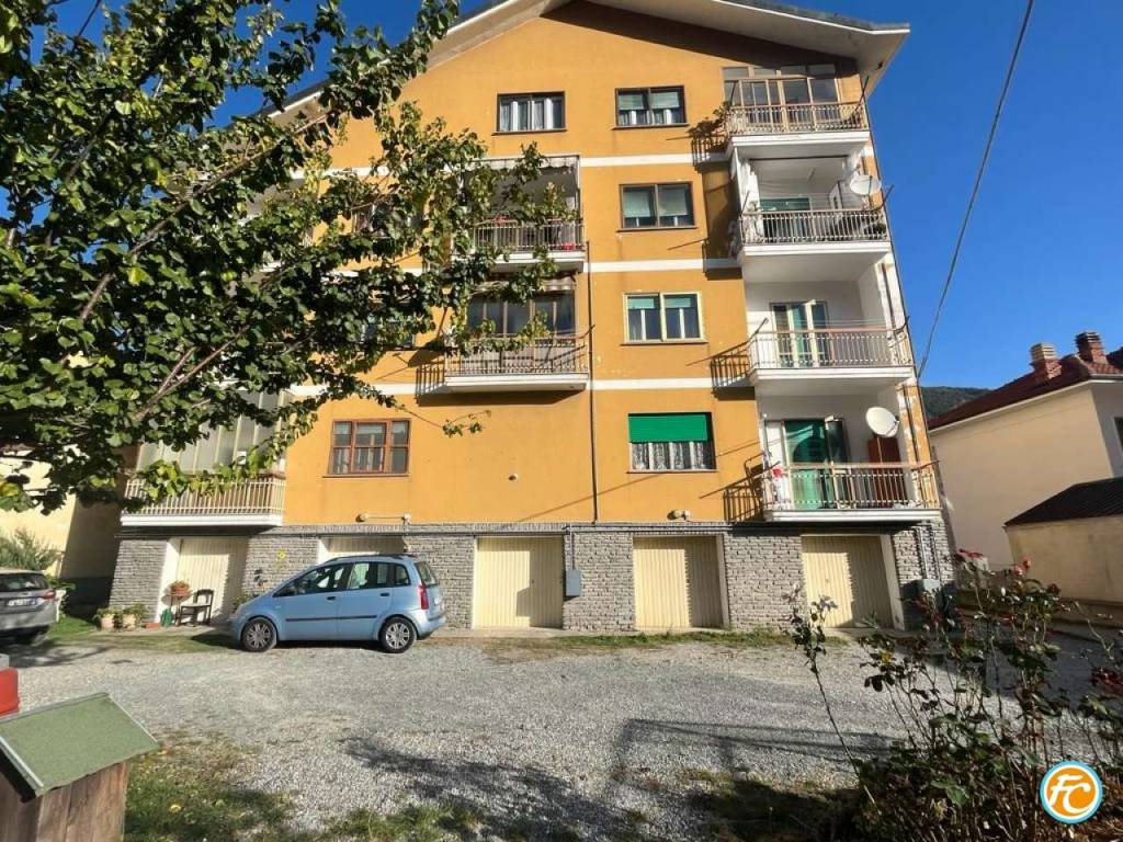 Appartamento in vendita a Sant'Antonino di Susa via Susa 11