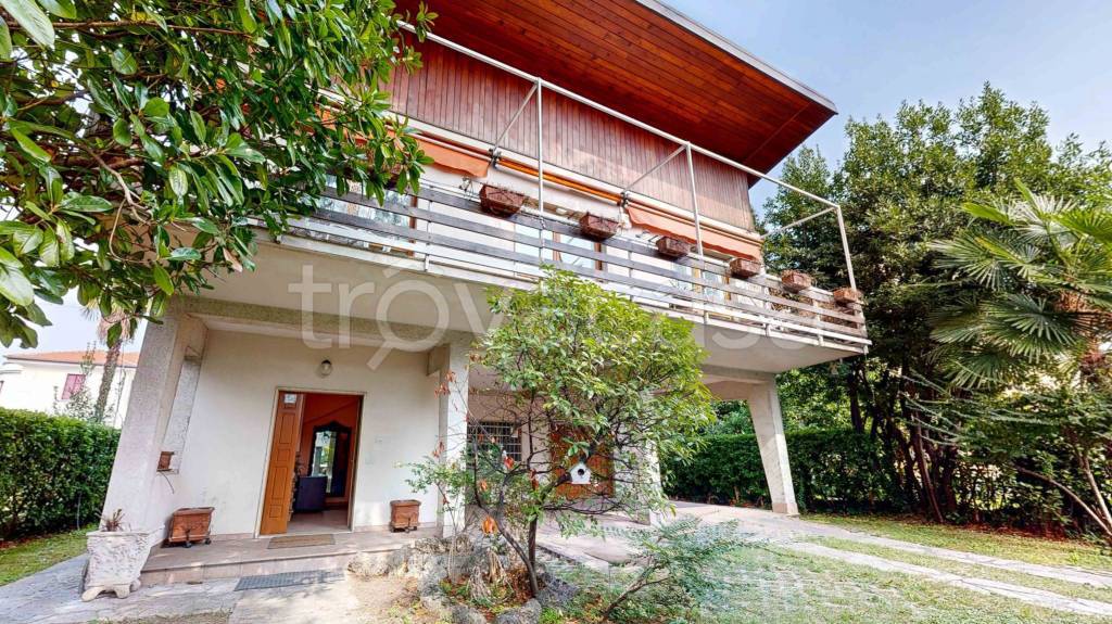 Villa in vendita a Cusano Milanino via Ninfea, 29