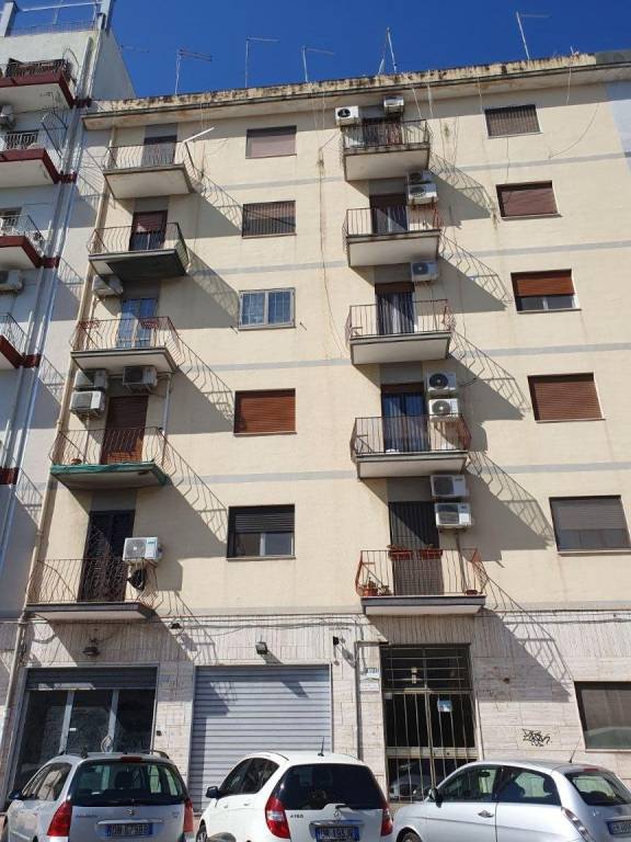Appartamento in vendita a Taranto via Cagliari, 98