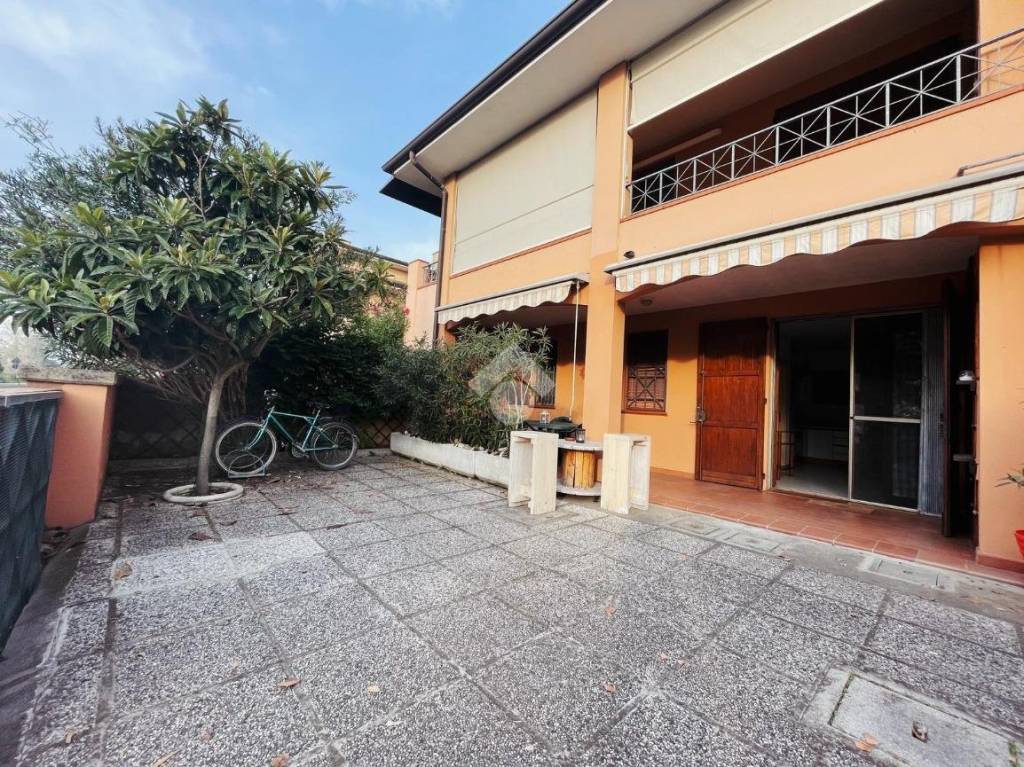 Appartamento in vendita a Ravenna viale dei Salici, 212