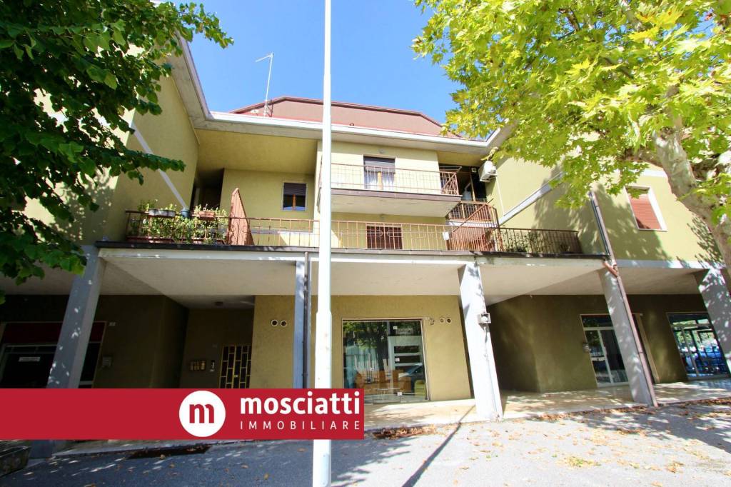 Appartamento in vendita a Matelica via Manozzini