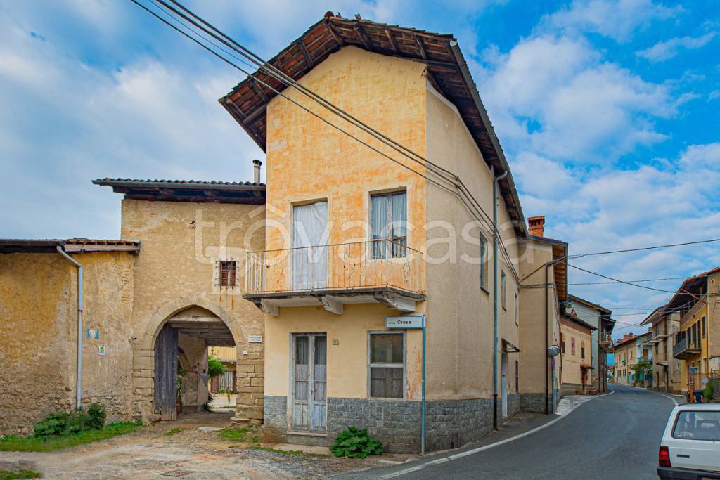 Casa Indipendente in vendita a Giaveno via vittorio emanuele, 137