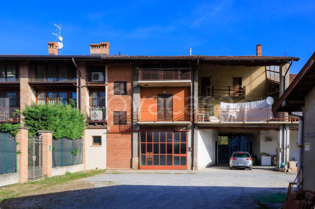 Casa Indipendente in vendita a Cenate Sotto via Giuseppe Mazzini, 12