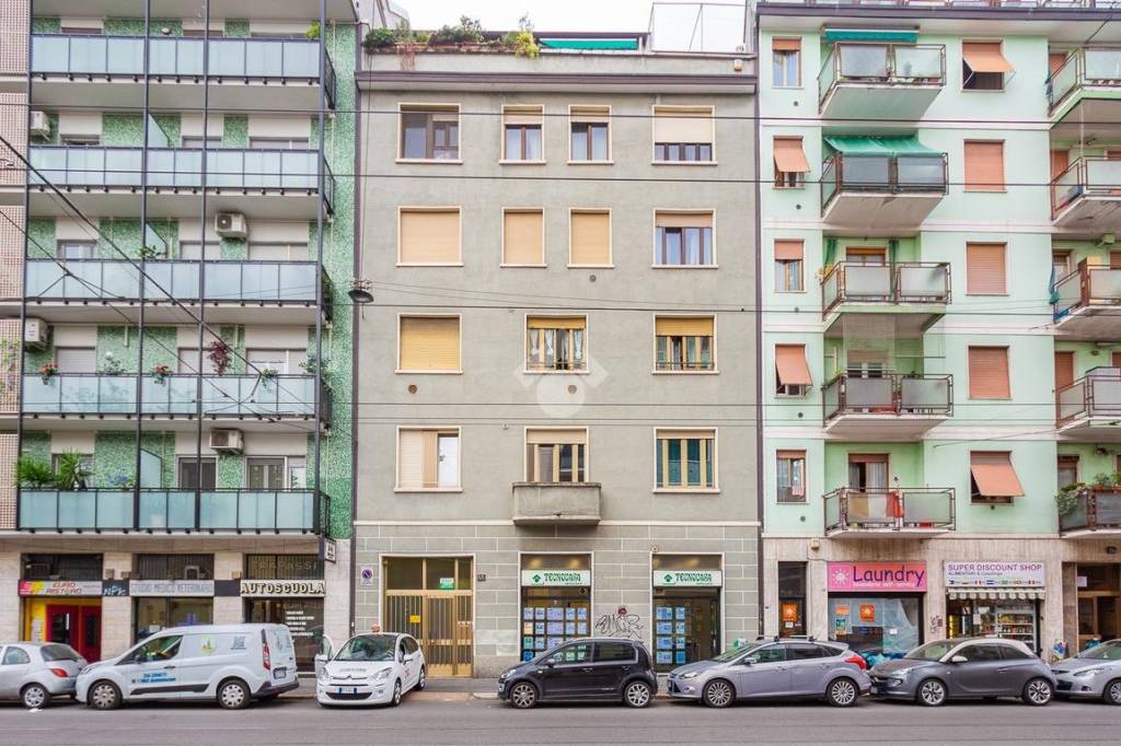 Loft in vendita a Milano via degli Imbriani, 55
