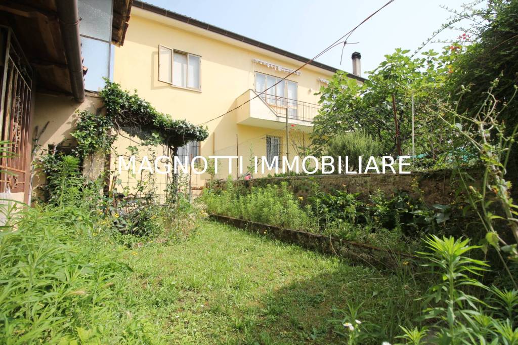 Appartamento in vendita a Udine via Feletto