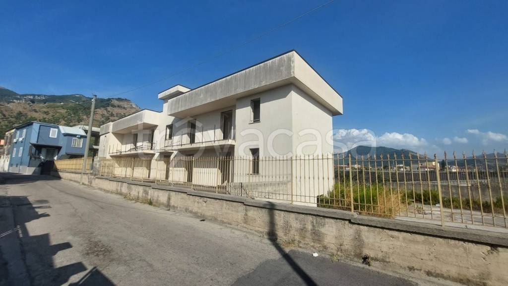 Casa Indipendente in vendita a Sarno via Pantano Gnilino