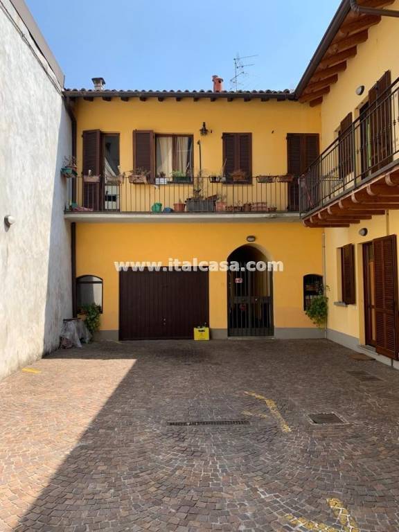 Villa Bifamiliare in vendita ad Alzano Lombardo piazza italia