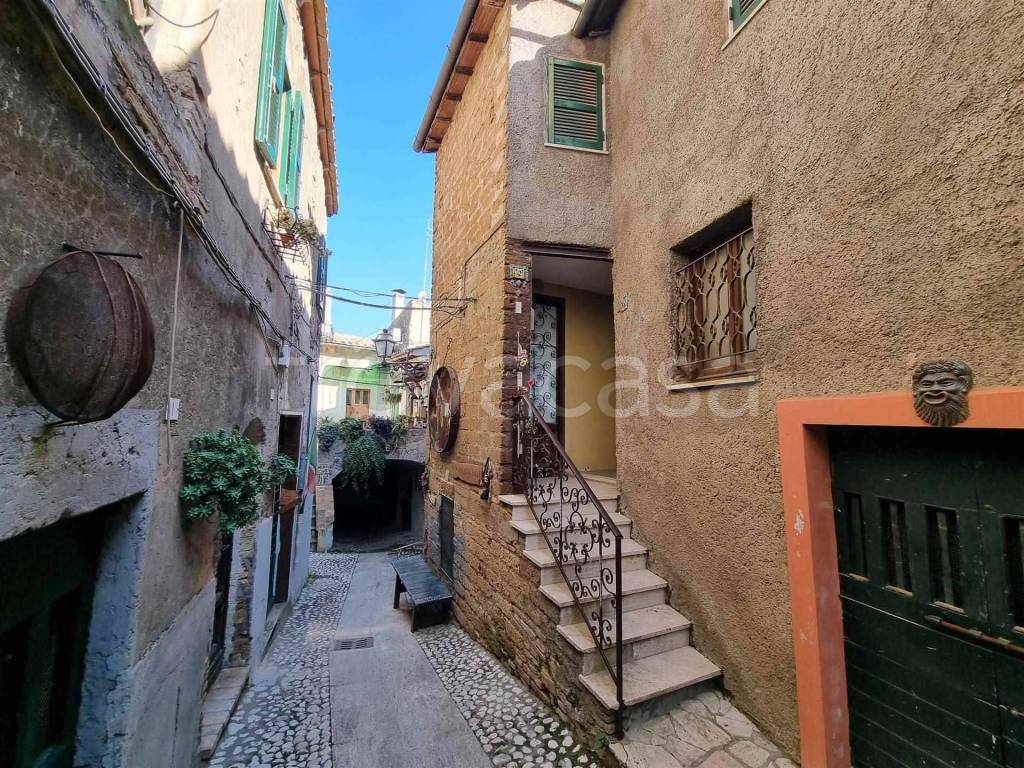 Appartamento in vendita a Collevecchio via Garibaldi