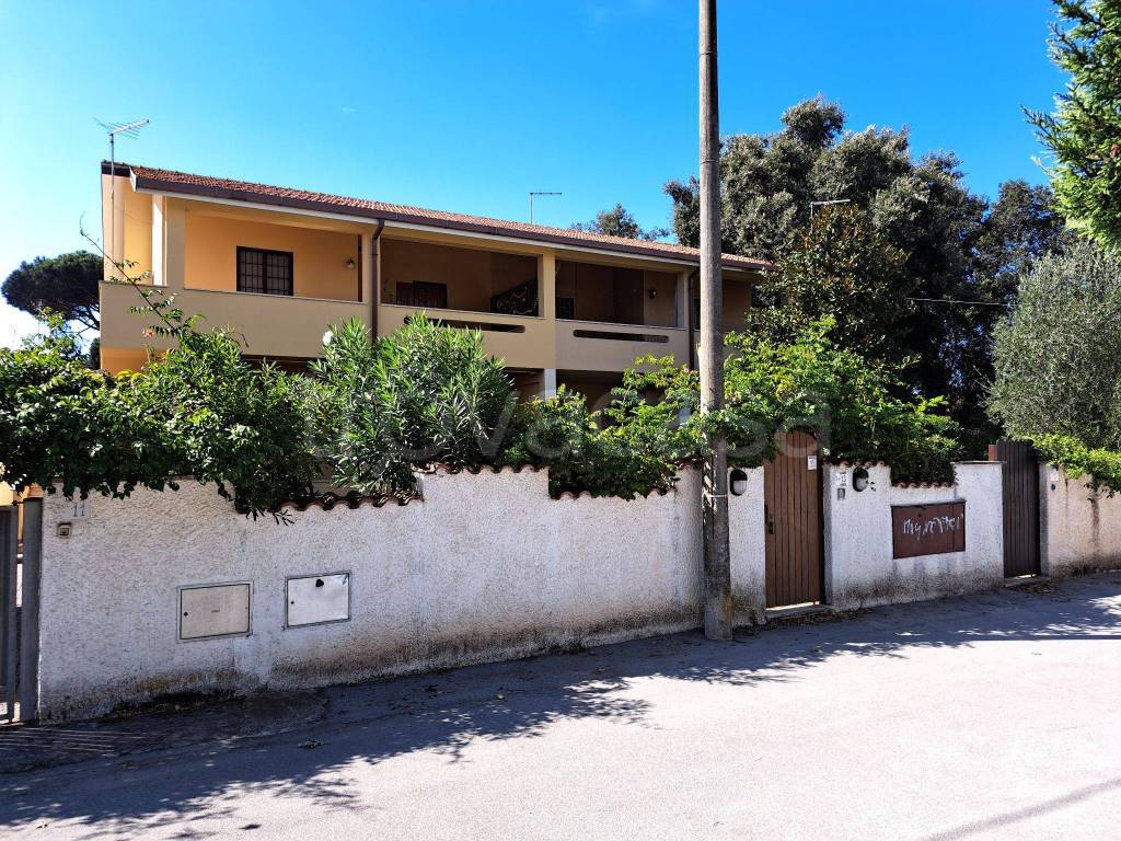 Appartamento in in vendita da privato ad Ardea via dei Mughetti, 68