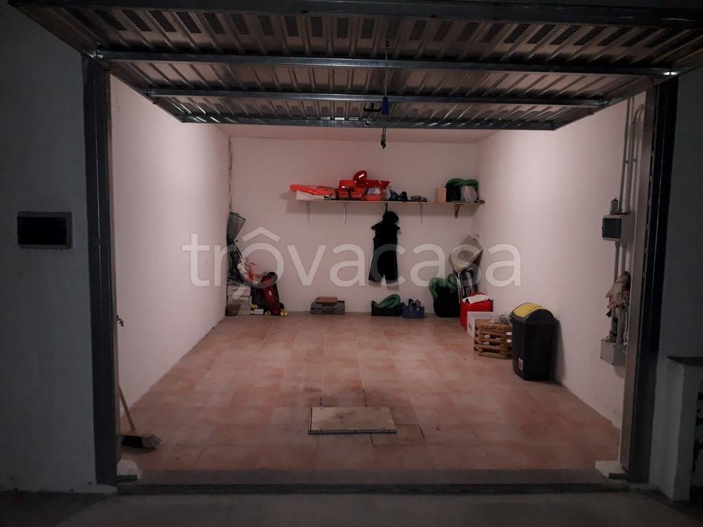 Garage in vendita a San Teodoro via Cala Girgolu, 165