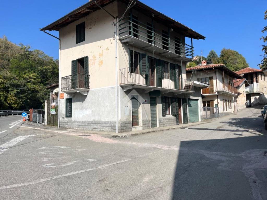 Casa Indipendente in vendita a Baldissero Canavese via Montegrappa, 18