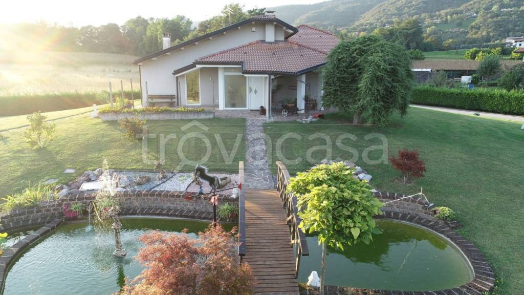 Villa in vendita a Ragogna via Giuseppe de Monte, 14