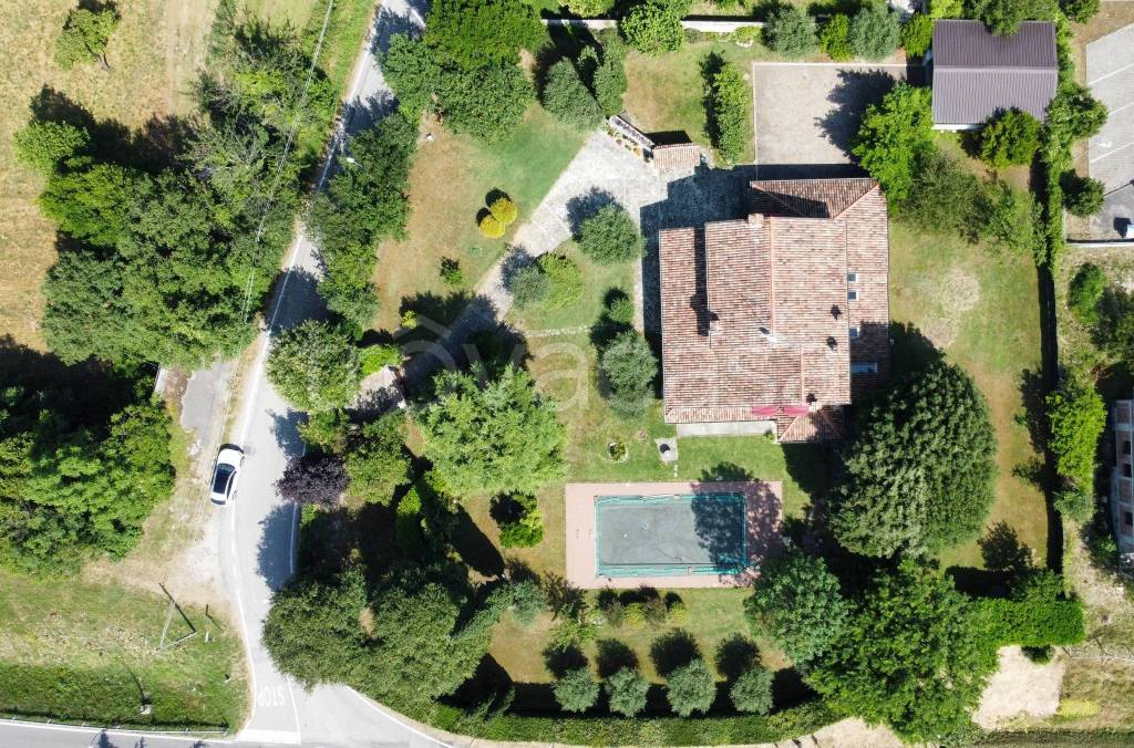 Villa in vendita a Cividale del Friuli via Sanguarzo, 1