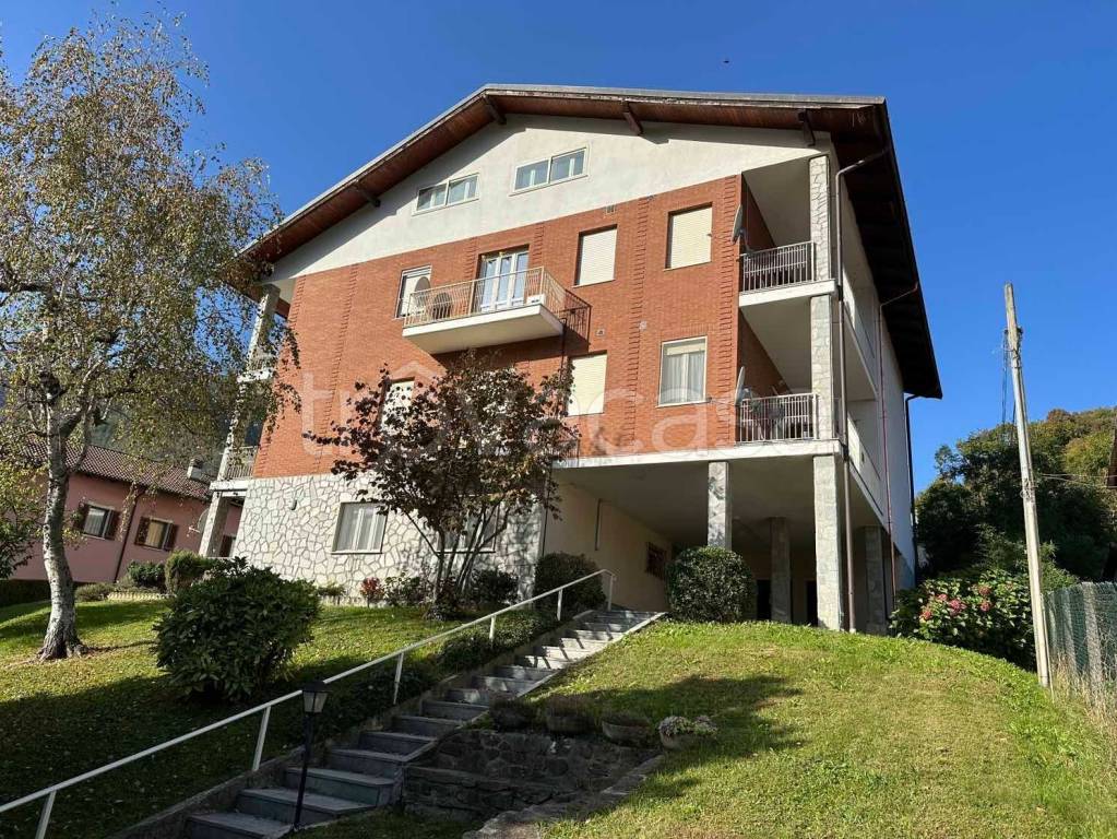 Appartamento in vendita a San Germano Chisone via Umberto I