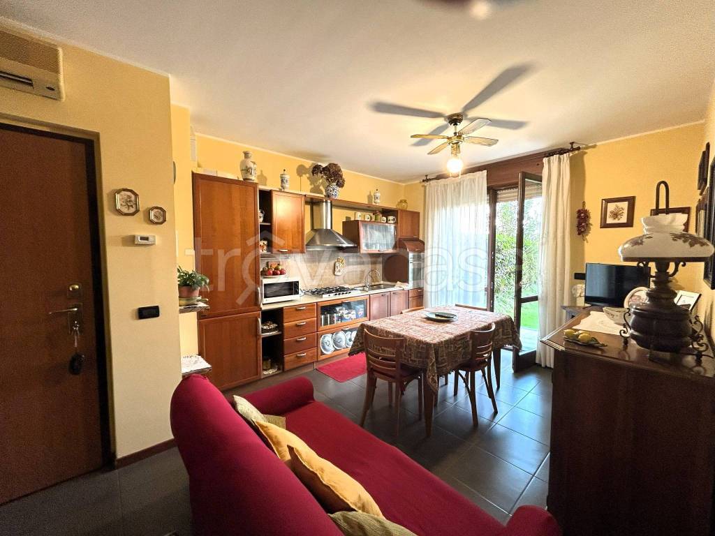 Appartamento in vendita a Paullo via Giuseppe Mazzini, 65