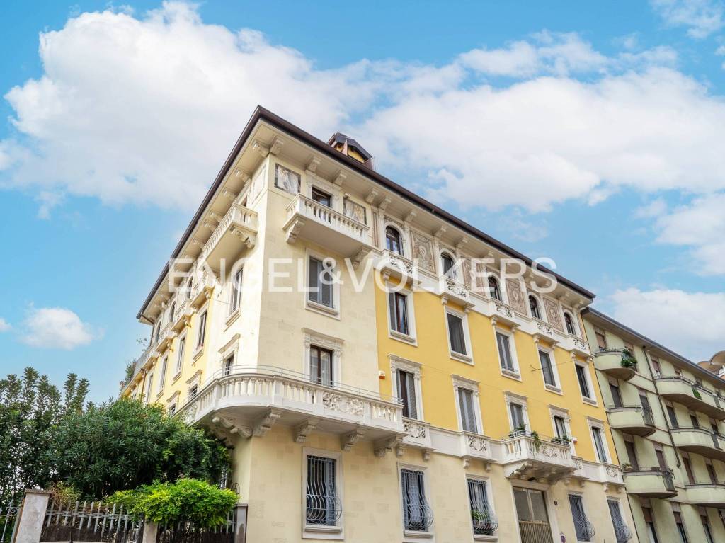 Appartamento in vendita a Milano via Malachia Marchesi de' Taddei