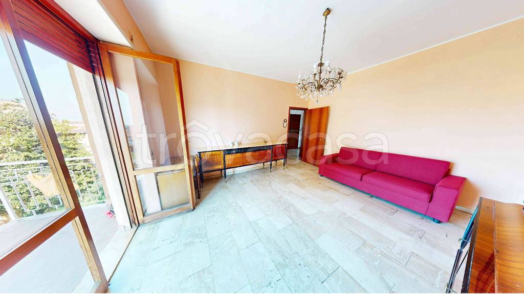 Appartamento in vendita a Venegono Inferiore via Alessandro Volta, 14
