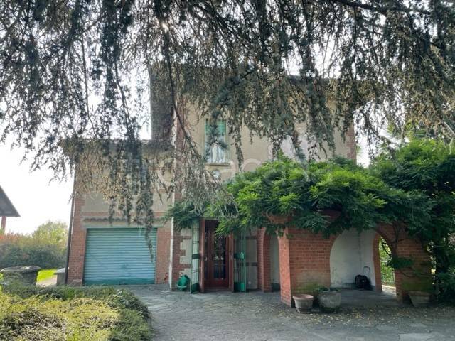 Villa in vendita a Castagneto Po strada Cimenasco, 1