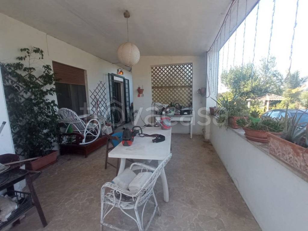 Casa Indipendente in vendita ad Aprilia via Elba, 25