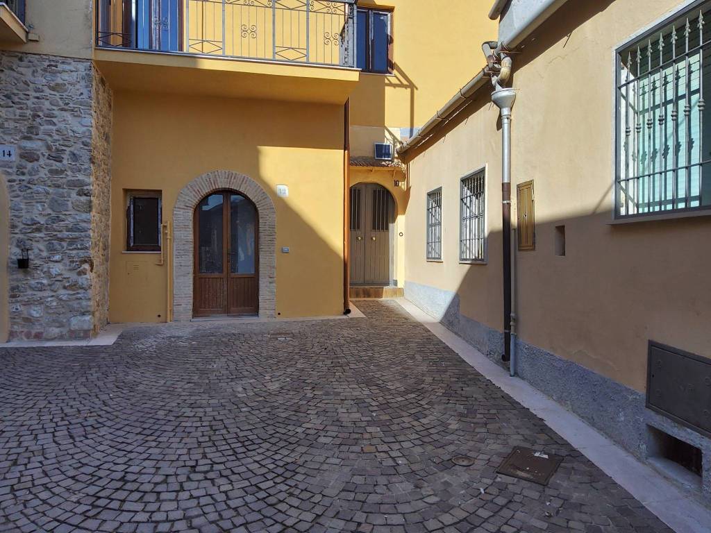 Appartamento in vendita ad Ascoli Satriano via Quinto Orazio Flacco, 2