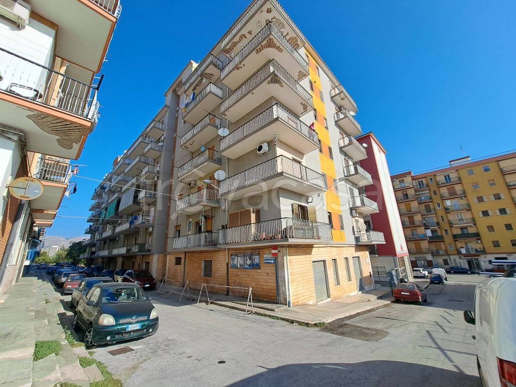 Appartamento in vendita a Manfredonia via Ospedale San Lazzaro, 11