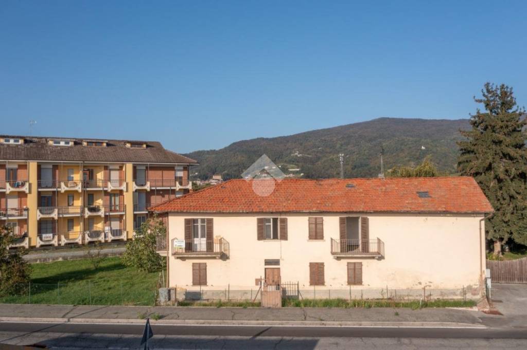 Casa Indipendente in vendita a Costigliole Saluzzo via Saluzzo, 41