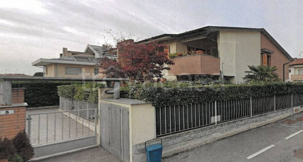 Appartamento in vendita a Casirate d'Adda via Giovanni Boccaccio, 5