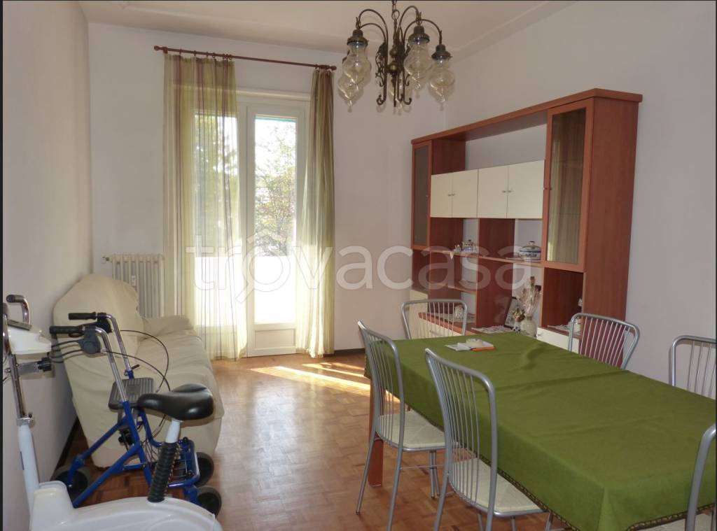 Appartamento in vendita a Fossano via Novara