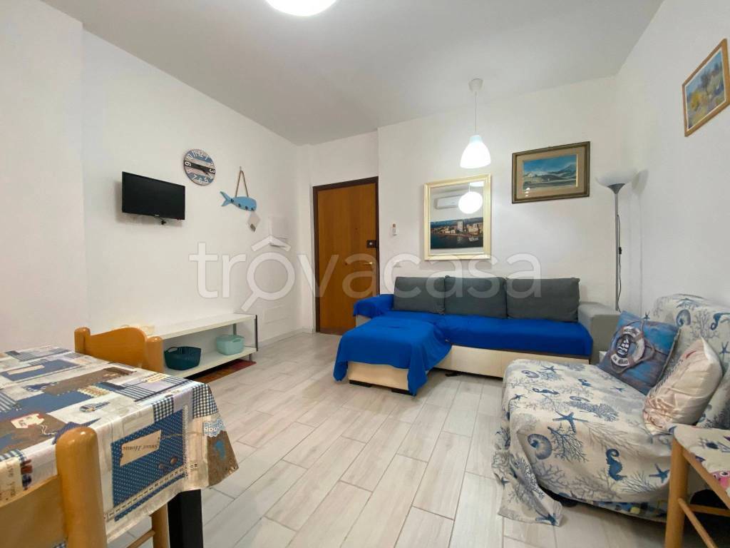 immagine annuncio 1 di 8
