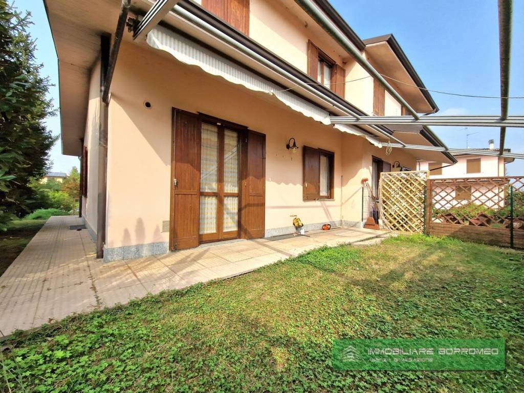 Villa Bifamiliare in vendita a Cervignano d'Adda via Franchino Gaffurio