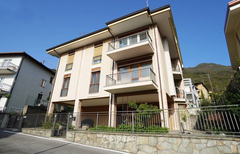 Appartamento in vendita a Lovere via San Maurizio, 34