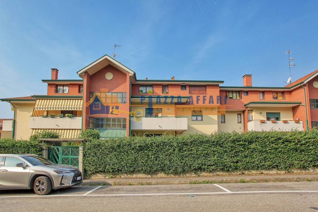 Appartamento in vendita a Solbiate Arno via Monforte, 25