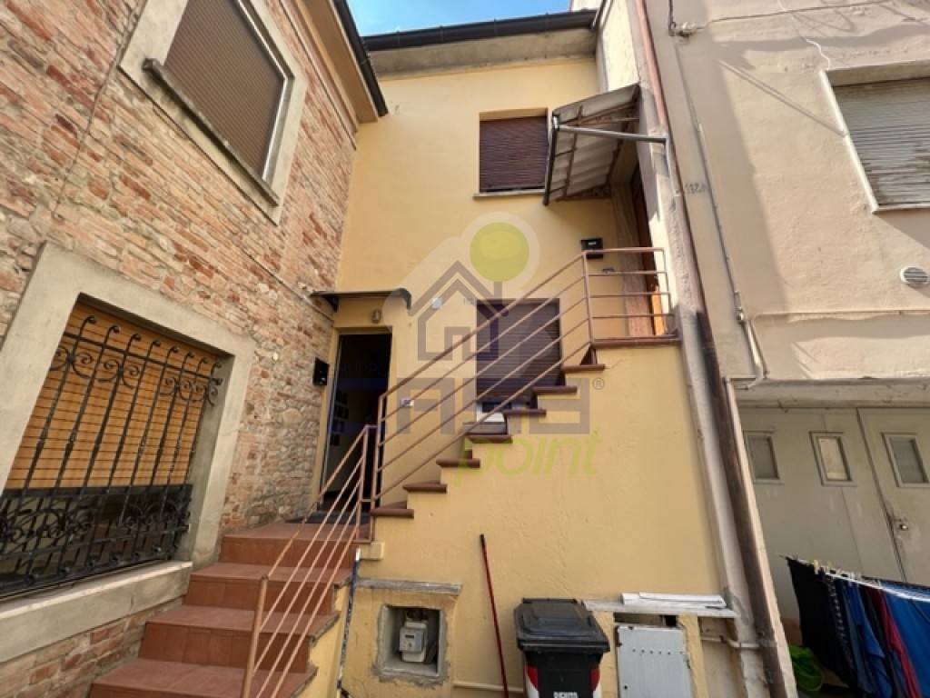 Appartamento in vendita a Borgonovo Val Tidone via Principale