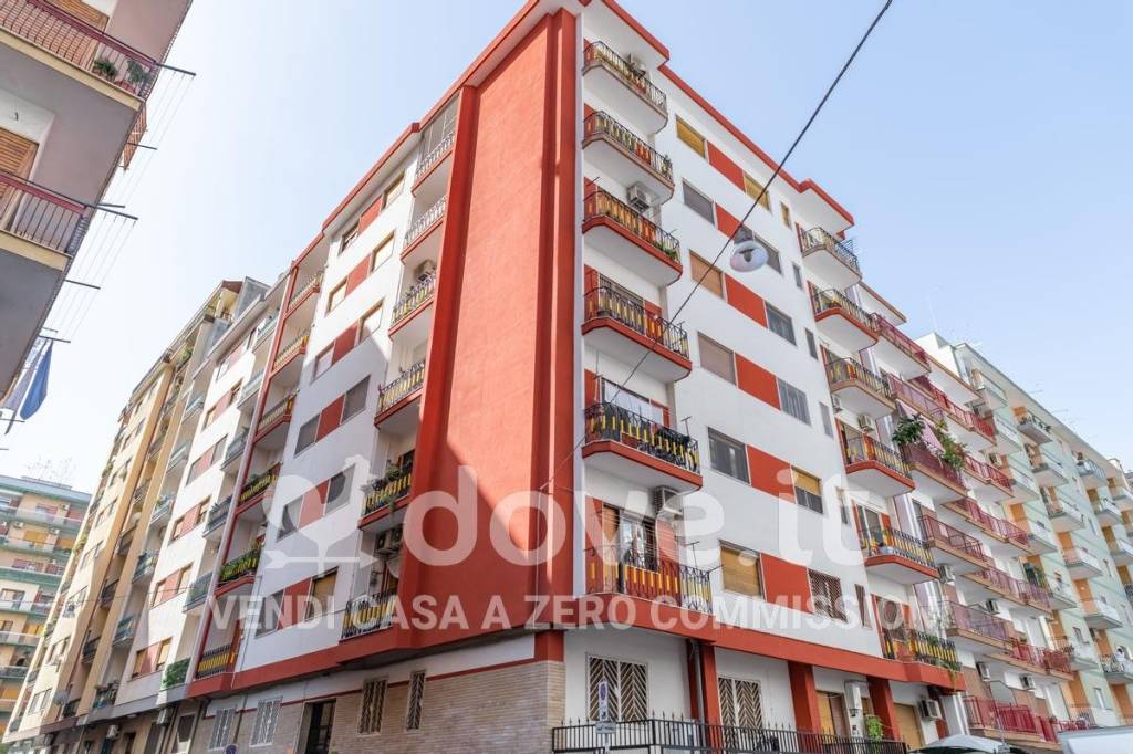 Appartamento in vendita a Taranto via Benevento, 2