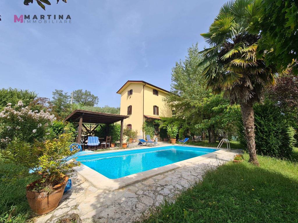 Villa in vendita ad Alvito via Valle Panara Riomolle